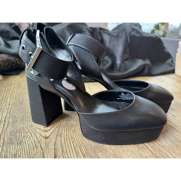 DKNY Women's Faux Leather Block Heel Briella-Platform ANK Pump Size 7 - Picture 2 of 10